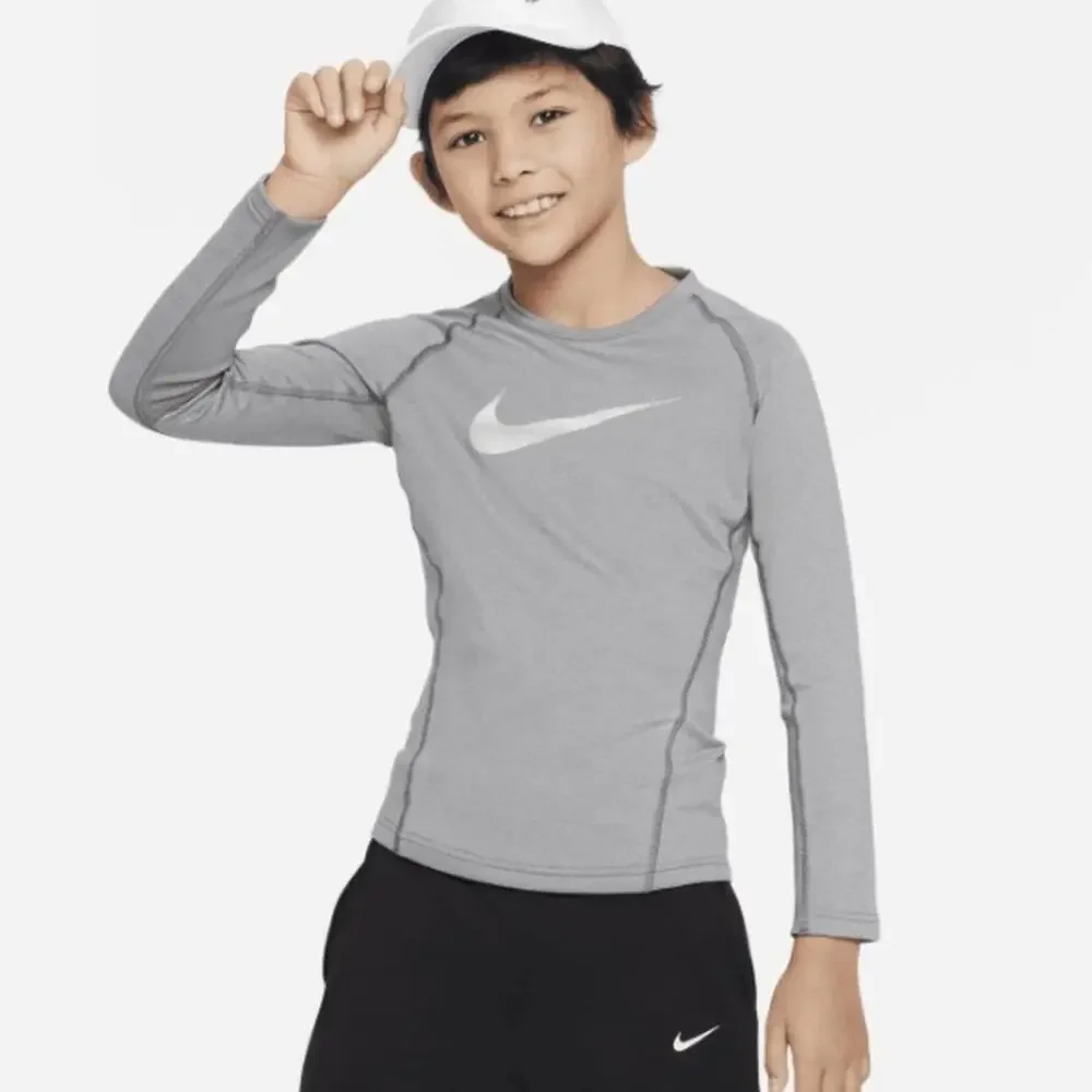 N/A nike pro
